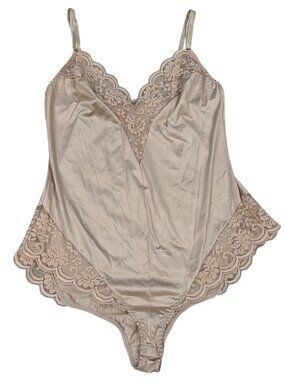 Vintage Maidenform Union Made Chantilly Lace Bodysuit Slip Beige Nylon Size 36